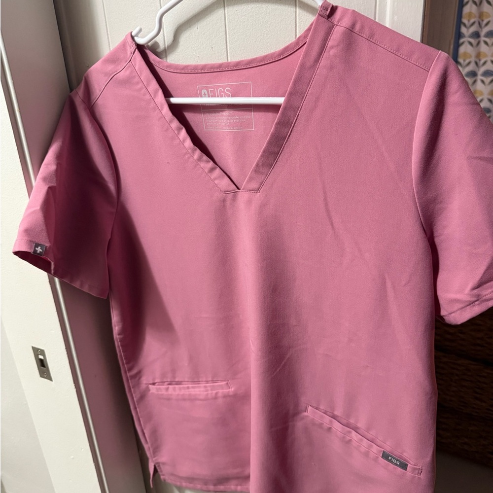 Figs M top L Tall bottoms